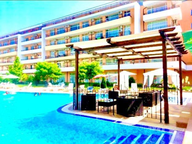 Grand Kamelia Holiday Complex Sunny Beach Exterior photo